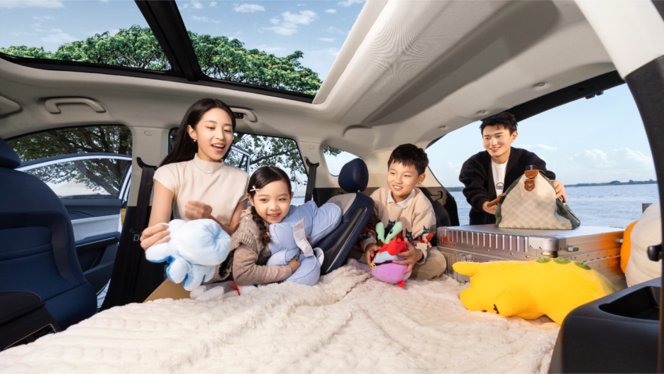 9.98-14.98万元  大七座电混SUV  江淮X8 E家正式上市1233.png